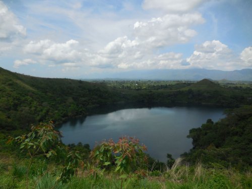 crater-rim-walk-kyaninga-lodge-near-fort-portal