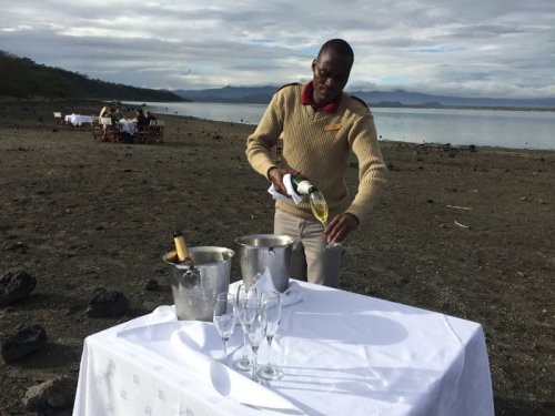lakeshore breakfast. Lake Elmenteita Serena Camp. Diary of a Muzungu
