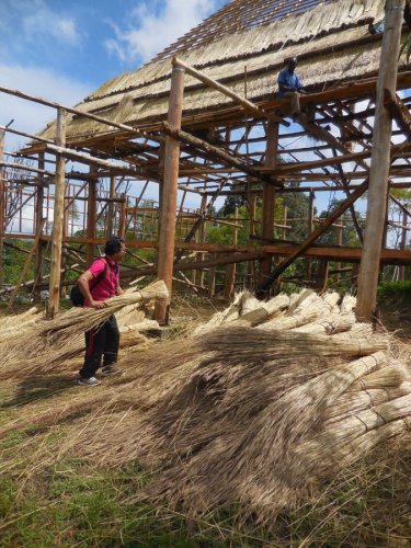 thatching-kyaninga-lodge-near-fort-portal