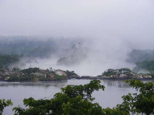 Dawn mist River Nile rapids, The Haven Lodge Jinja Dawn mist River Nile rapids, The Haven Lodge Jinja